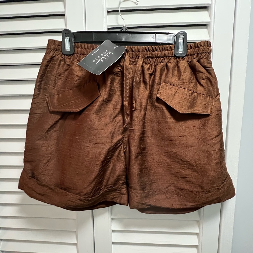 Nicole Miller Silk Textured Shorts